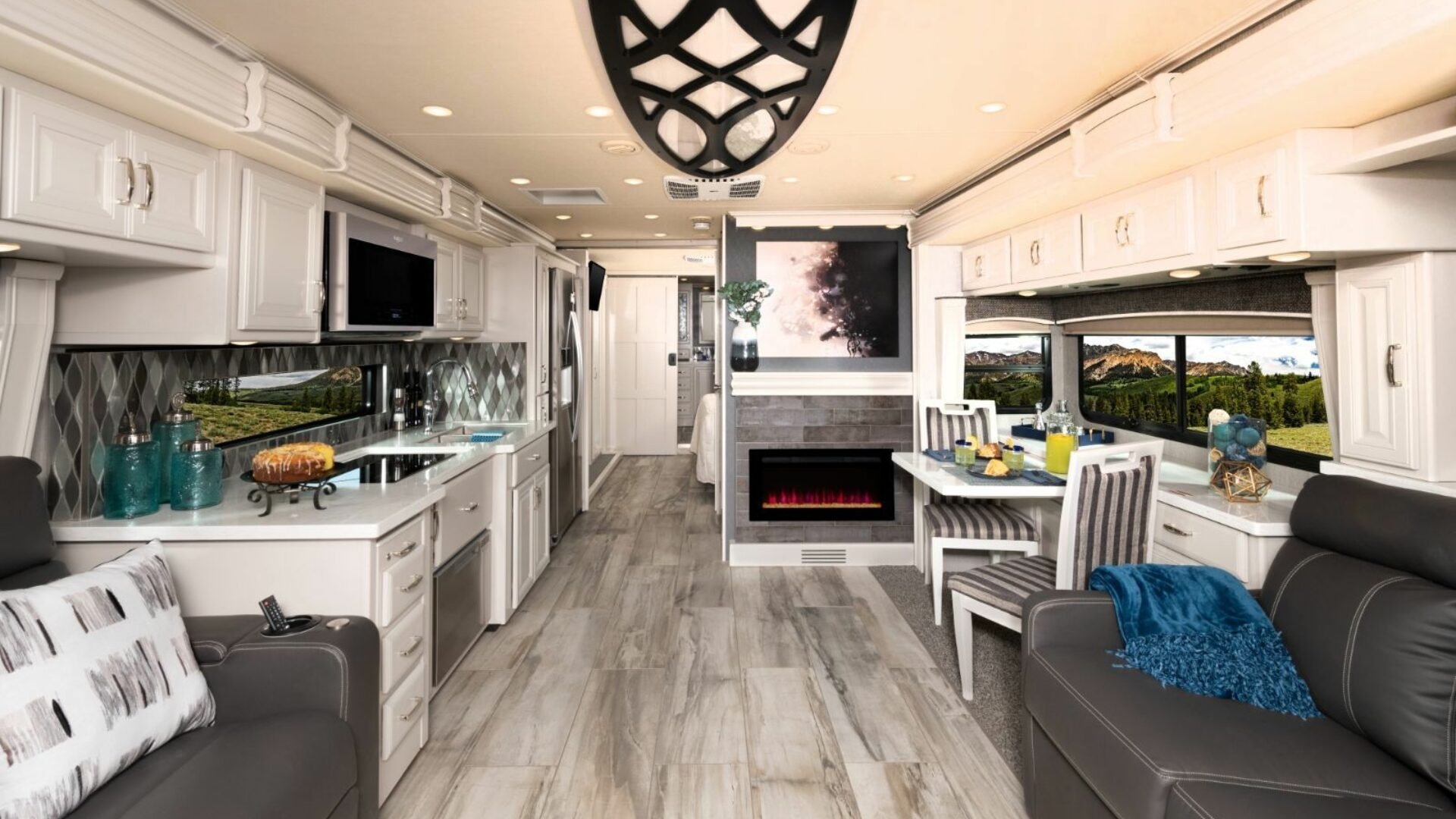 Endeavor 38W Savanna Decor with Fossil Cabinetry