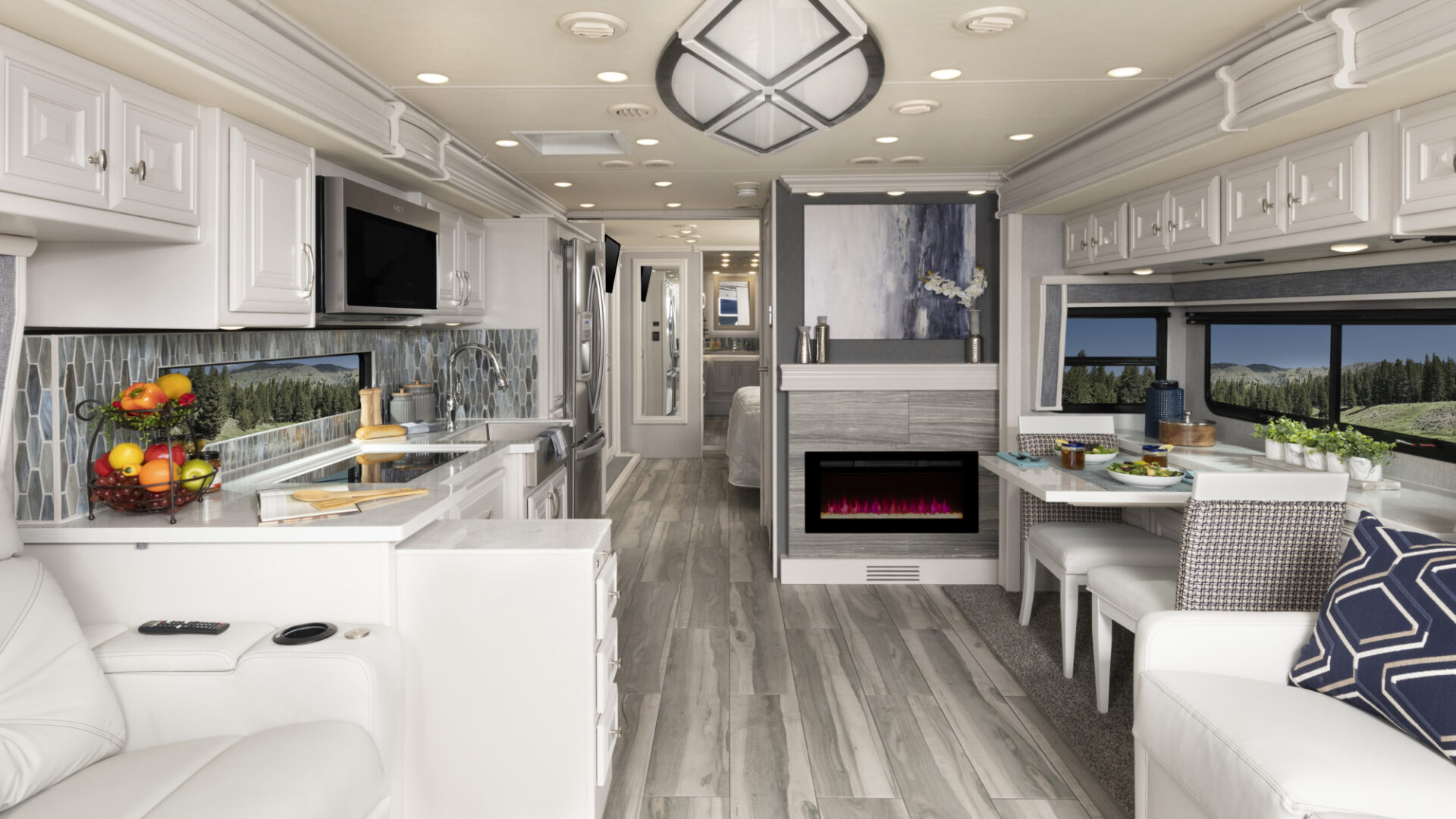 Armada44 LE Waterford Decor with Fossil Cabinetry