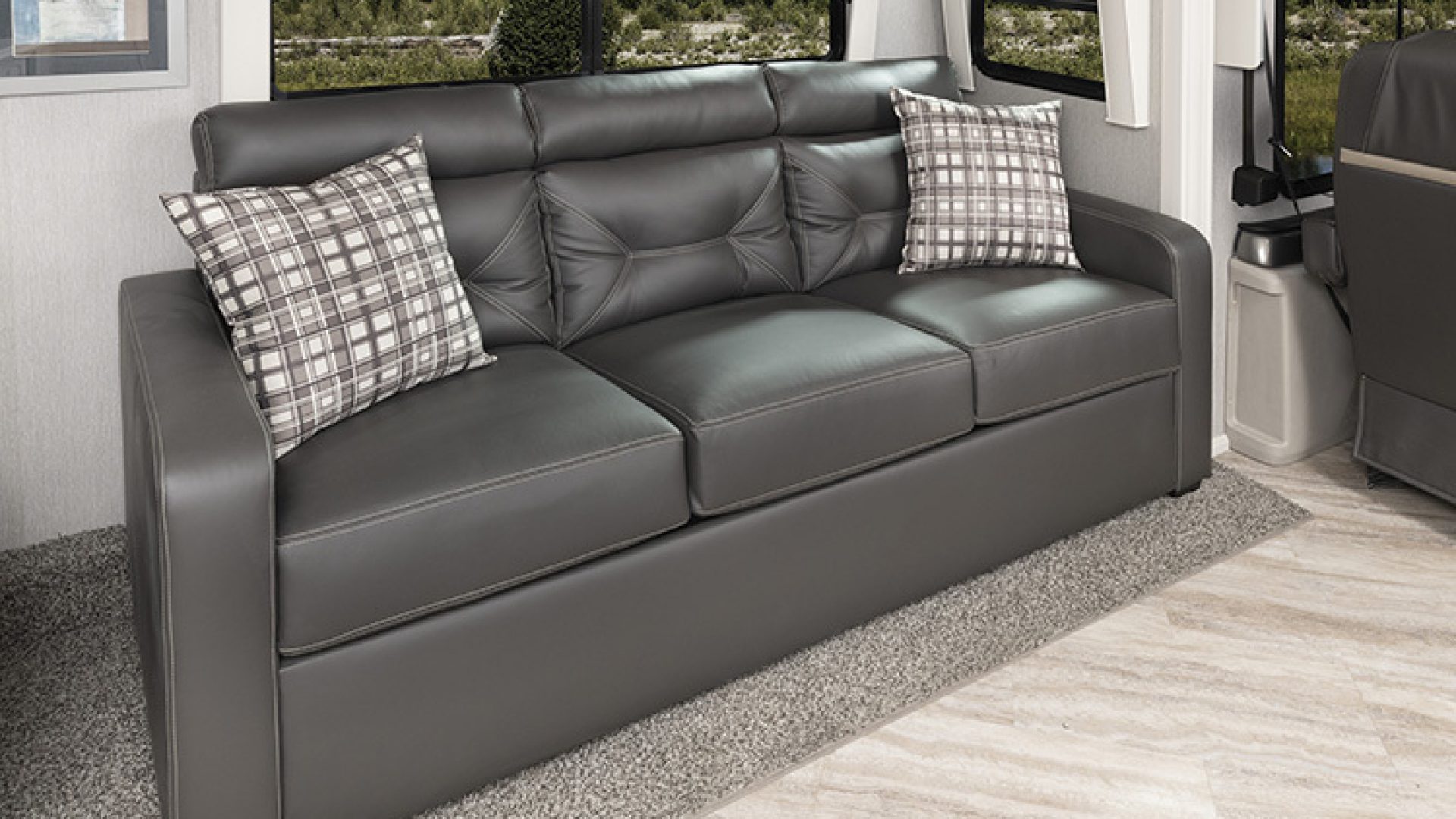 PACE ARROW LXE 38F Alloy Decor with Heritage Cabinetry