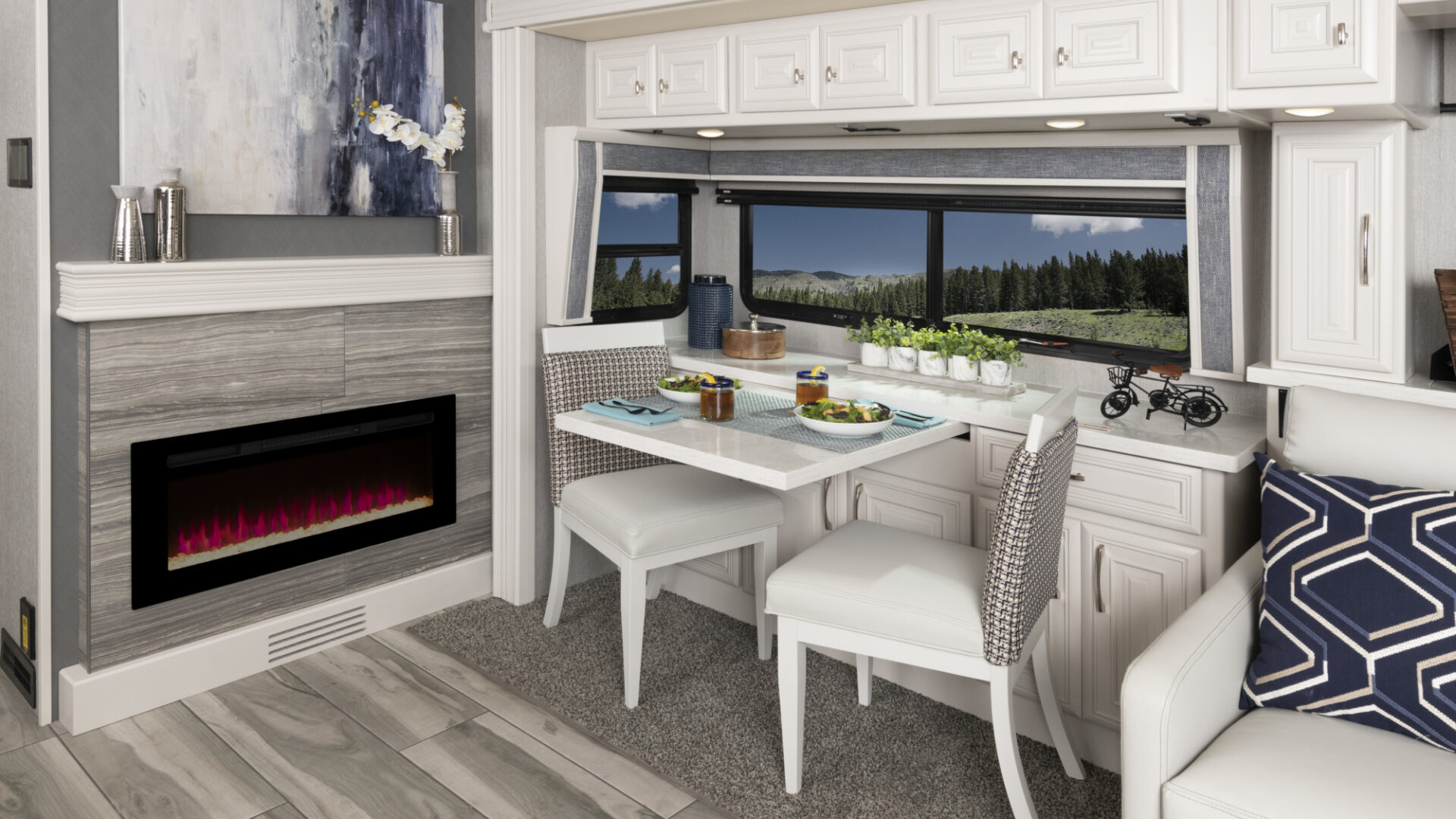 Armada44 LE Waterford Decor with Fossil Cabinetry