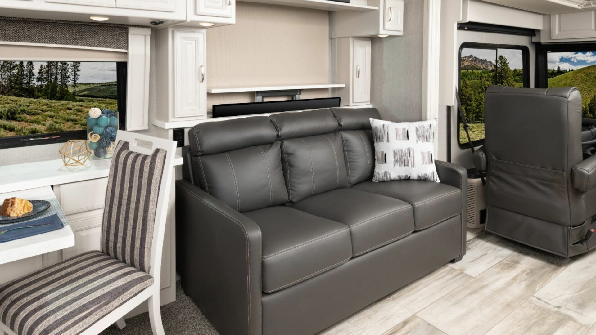 Endeavor 38W Savanna Decor with Fossil Cabinetry