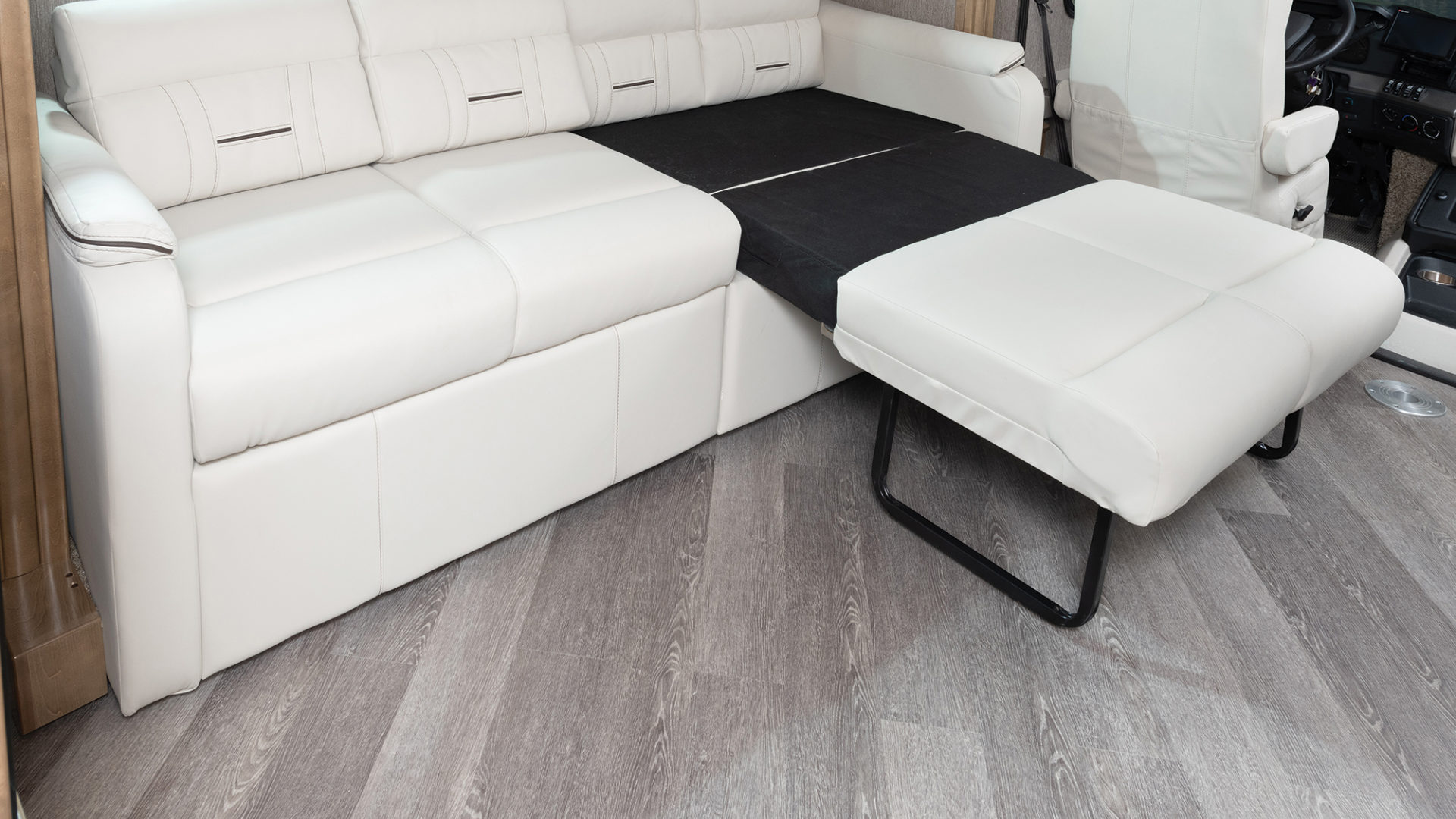 Vacationer35P Waterfront Decor with Nutmeg Cabinetry