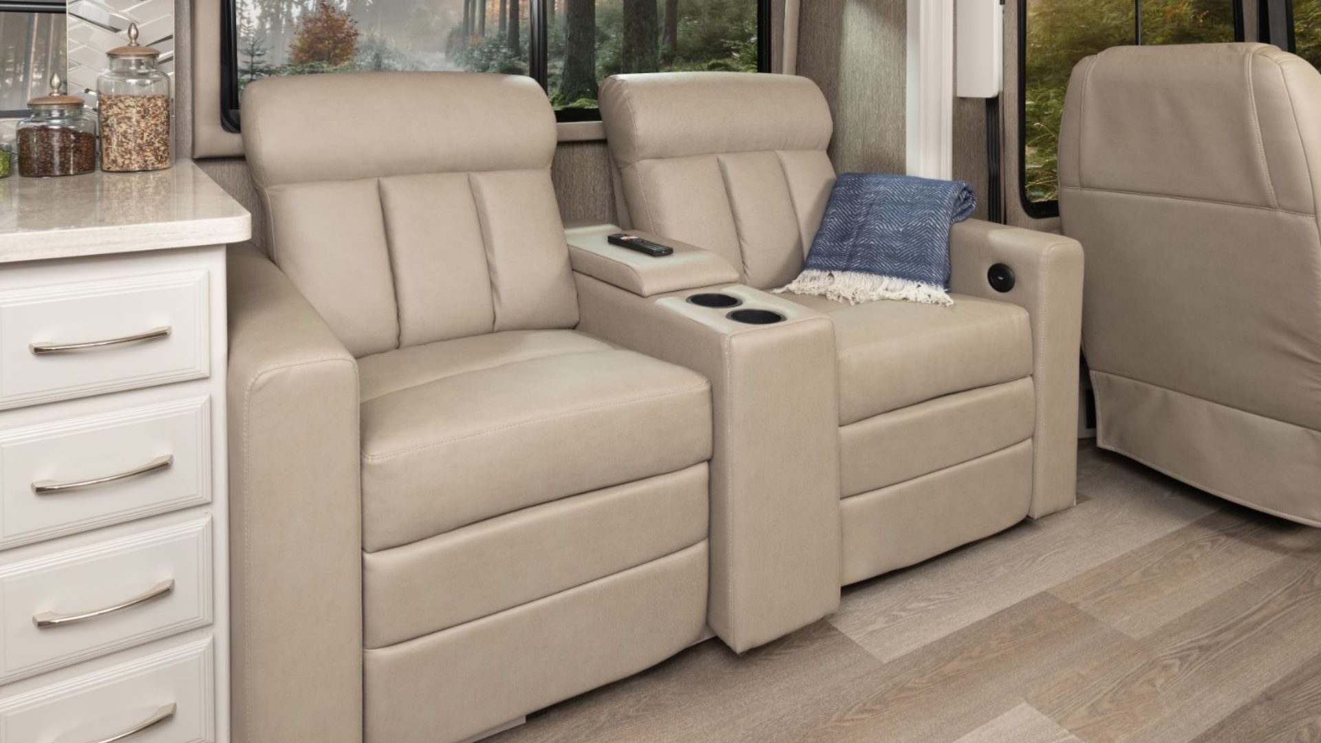 Nautica 35MS Copper Ridge Decor with Fossil Cabinetry