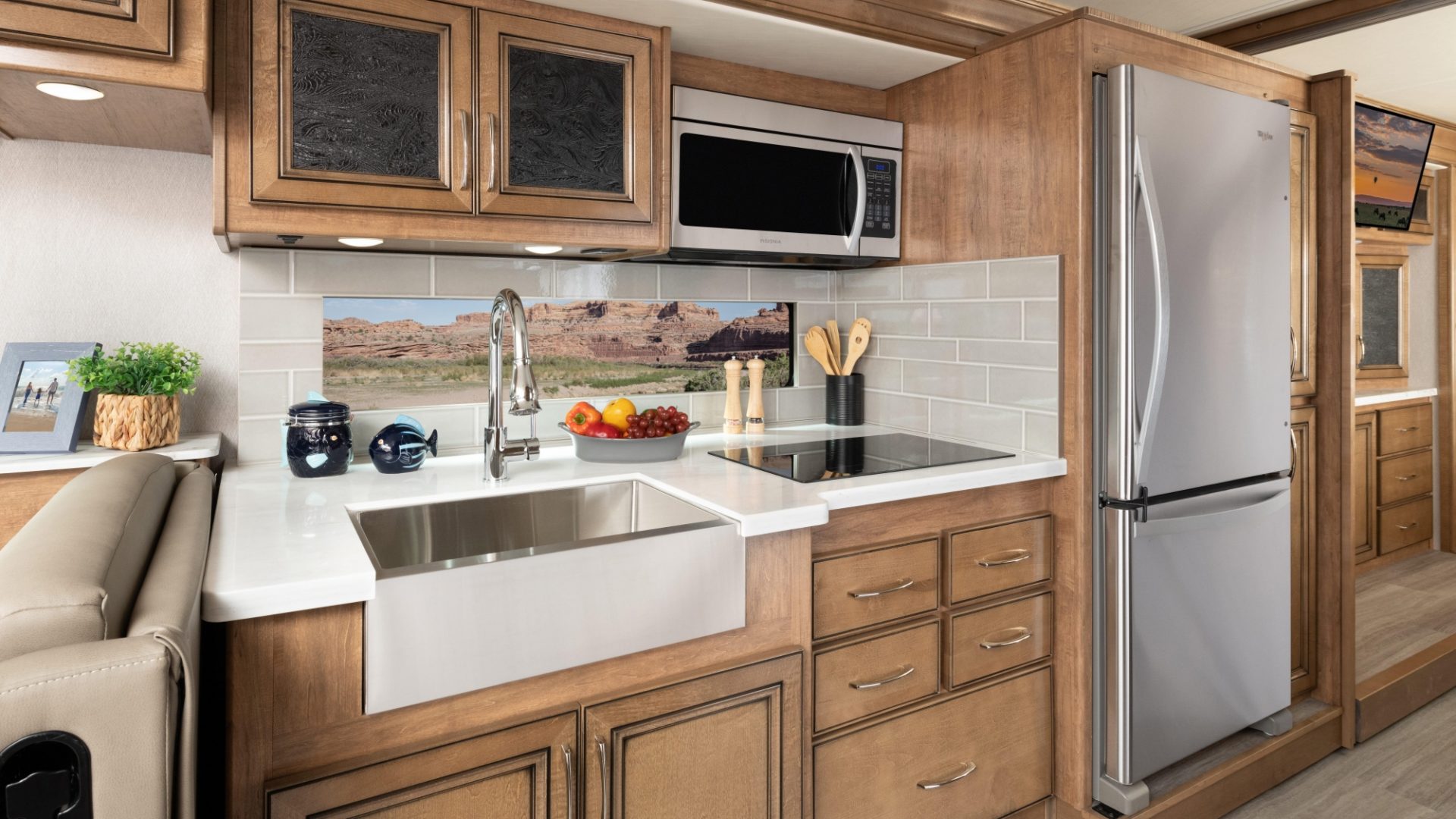 5 galley Naut34 RX canvas bourbon MY22 6106open