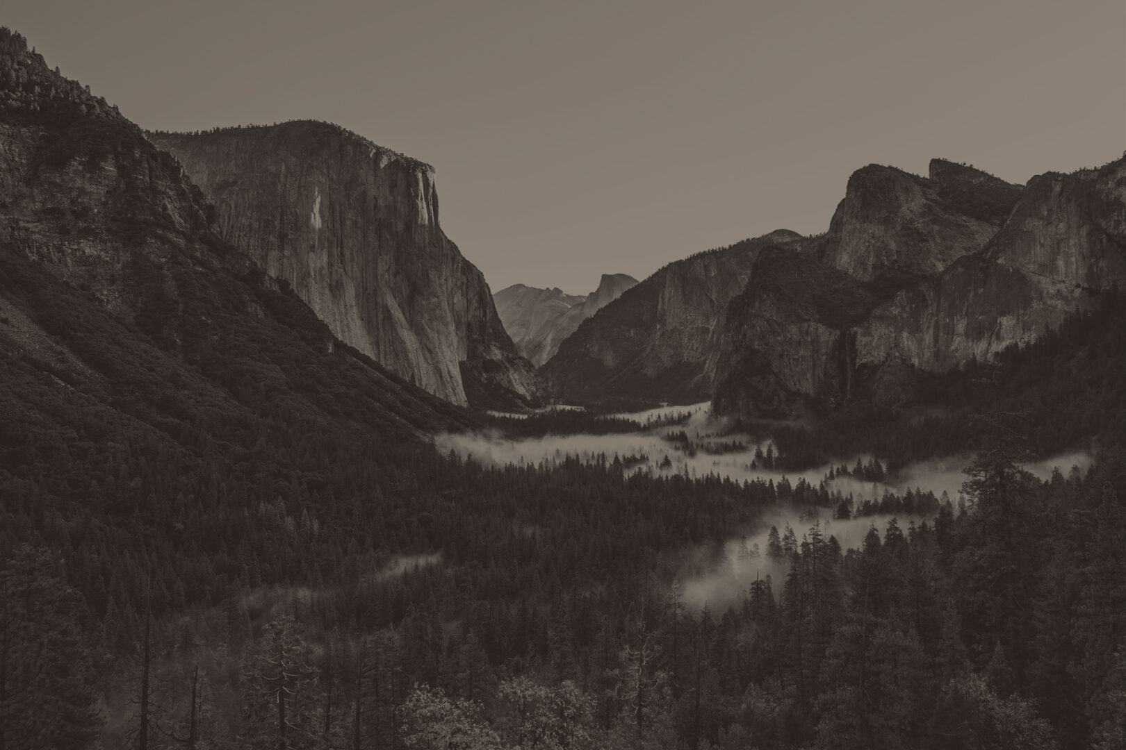 I Stock 585088796 Yosemited edited light